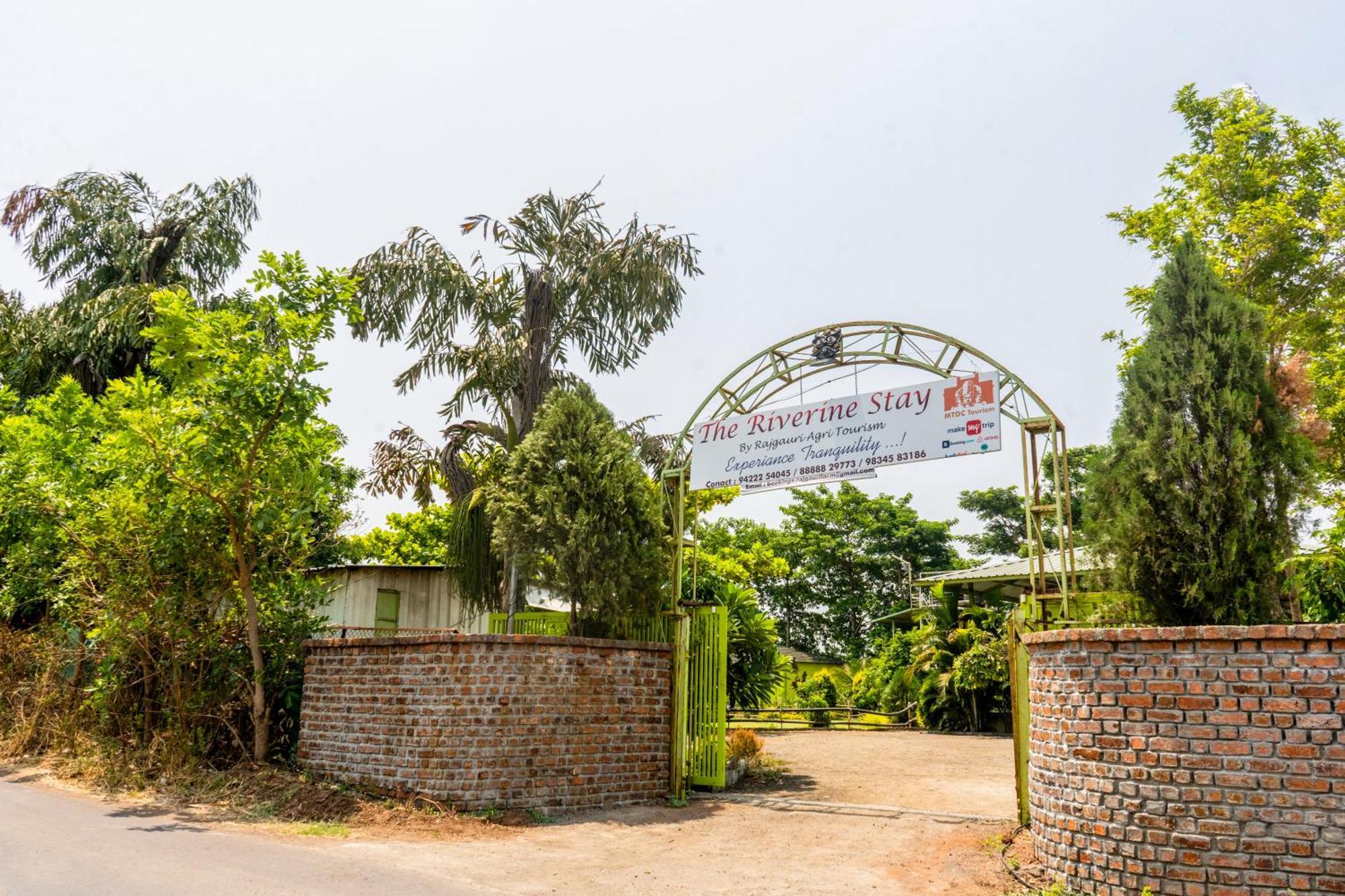The Riverine Stay By The Lake Igatpuri Exterior photo